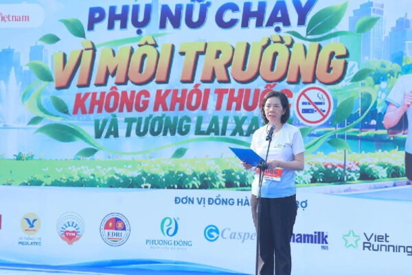 Bà Nguyễn Thị Minh Hương, Phó Chủ tịch Hội LHPN Việt Nam, nhắn nhủ về việc bảo vệ trẻ em và phụ nữ khỏi khói thuốc Bà Nguyễn Thị Minh Hương, Phó Chủ tịch Hội LHPN Việt Nam, nhắn nhủ về việc bảo vệ trẻ em và phụ nữ khỏi khói thuốc